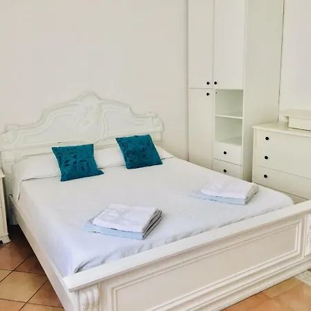 Turchese Con Giardino Apartment