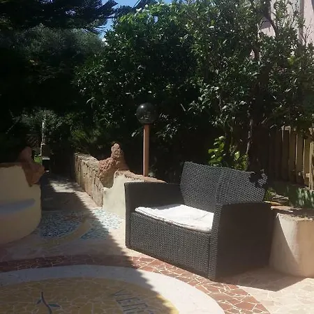Turchese Con Giardino Apartment